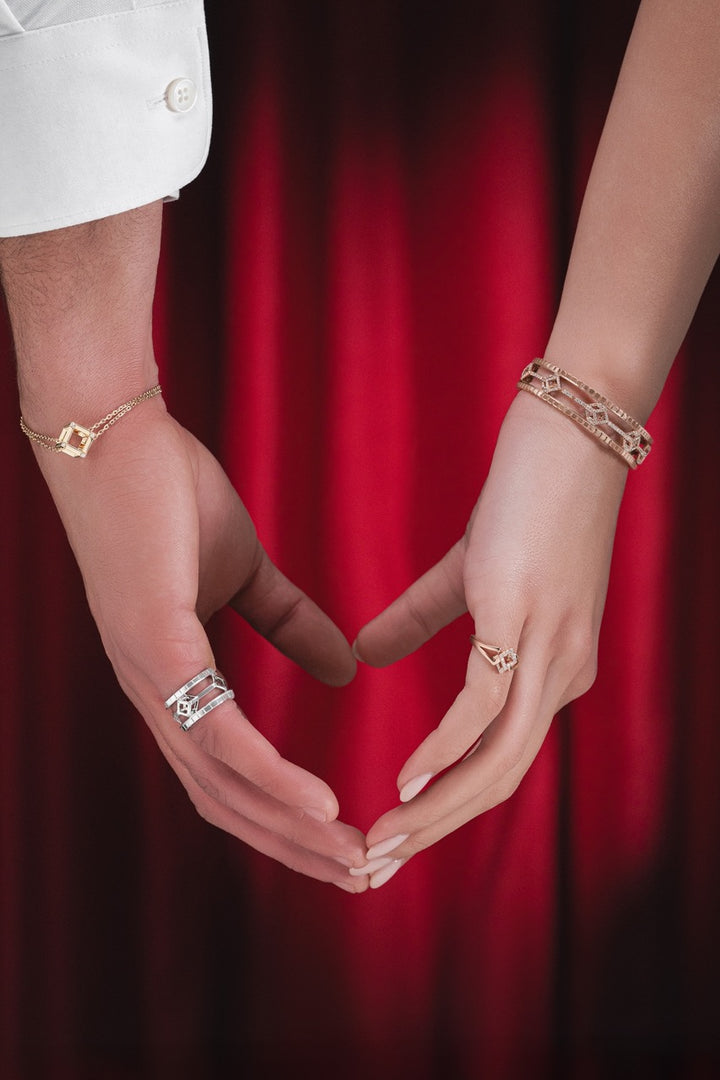 Cube Eternal Icon Bangle Bracelet - Semi Pavée