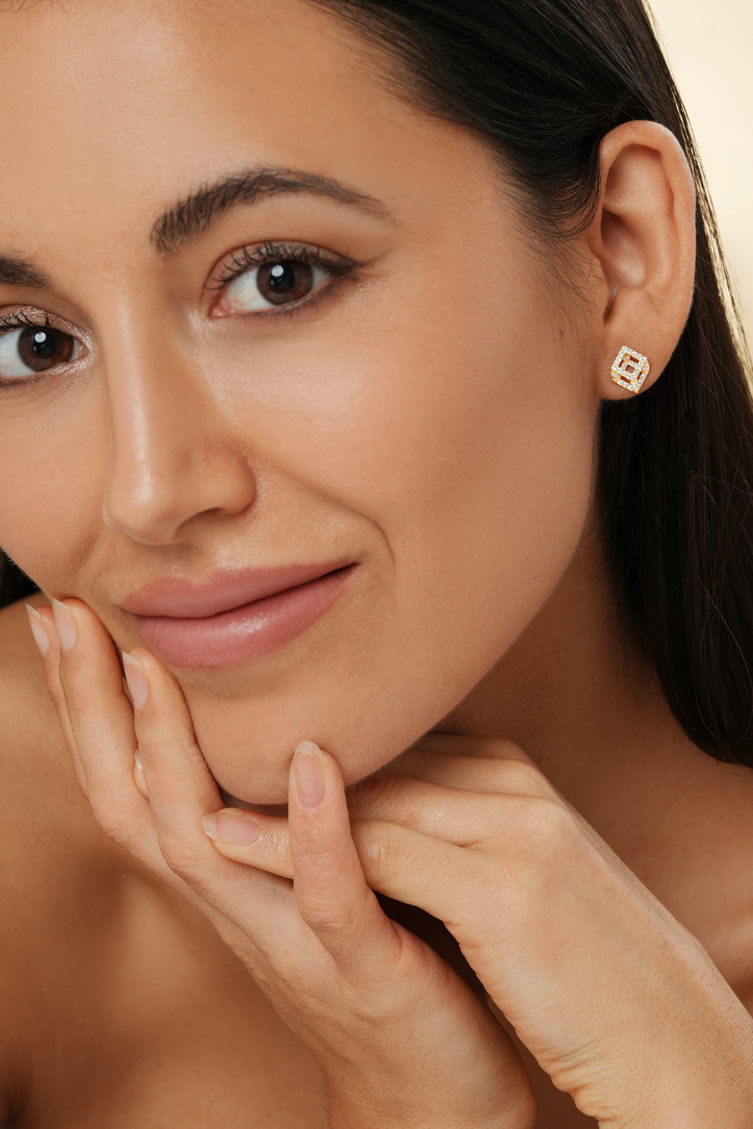 Cube Mirage Icon Baby Stud Earrings – Pavé