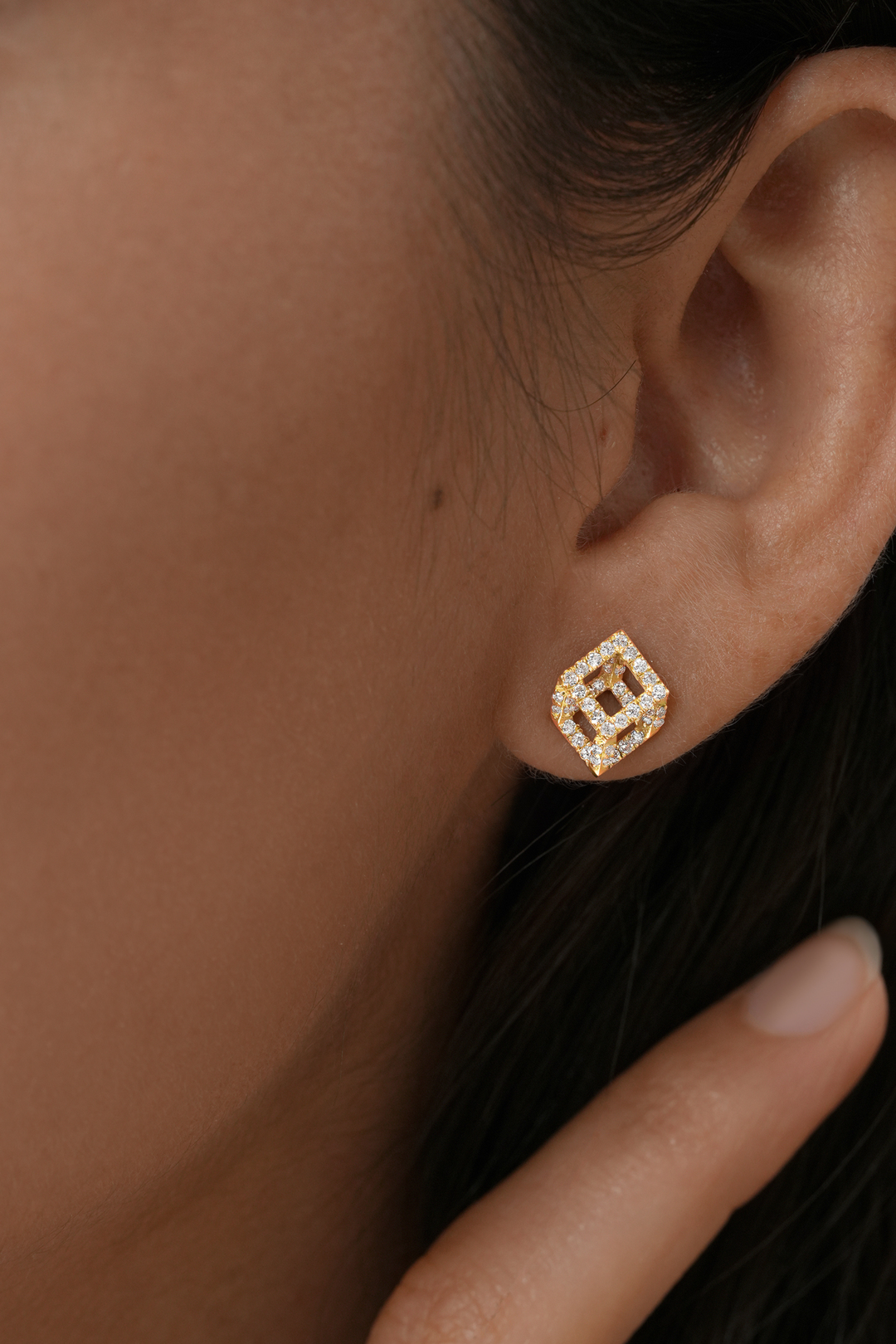 Cube Mirage Icon Baby Stud Earrings – Pavé