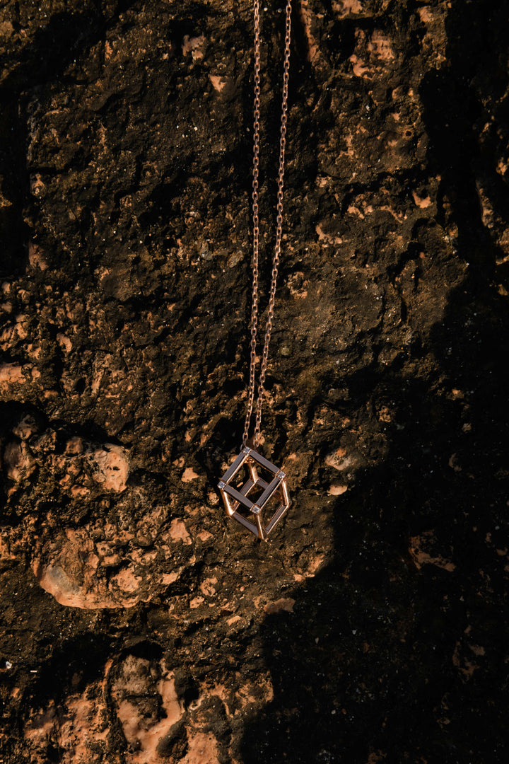 Cube Mirage Icon Pendant Necklace - Accent (18k Rose Gold)