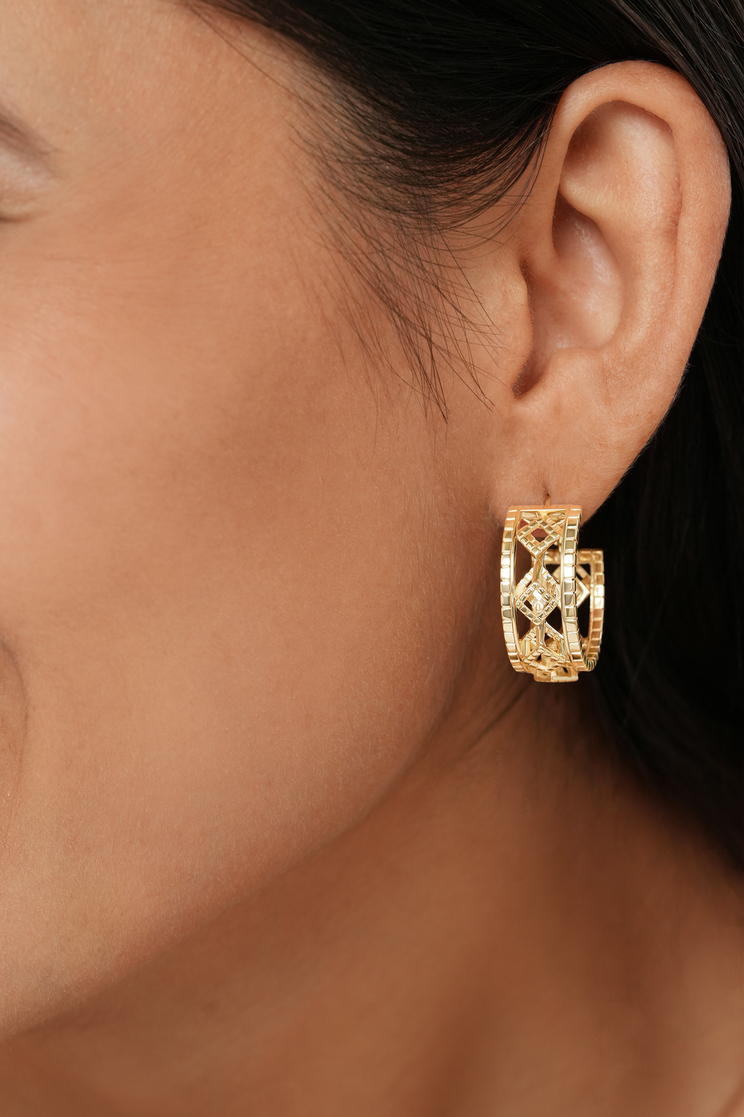 Cube Eternal Hoop Earring - Semi Pavée