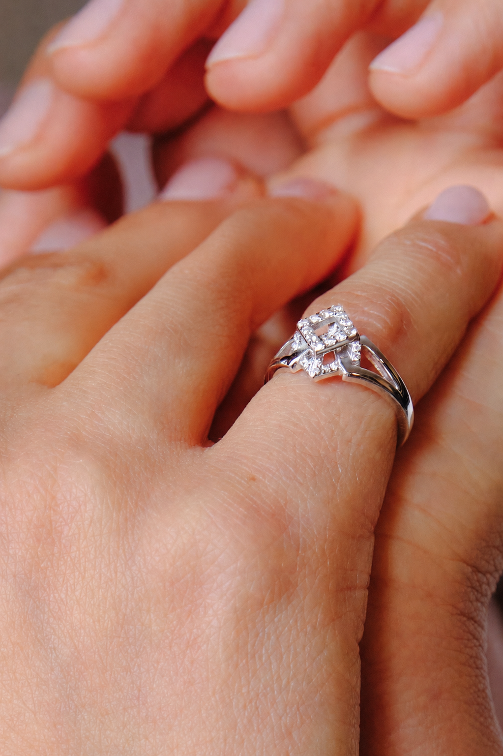 Cube Mirage Icon Baby Ring - Pavé