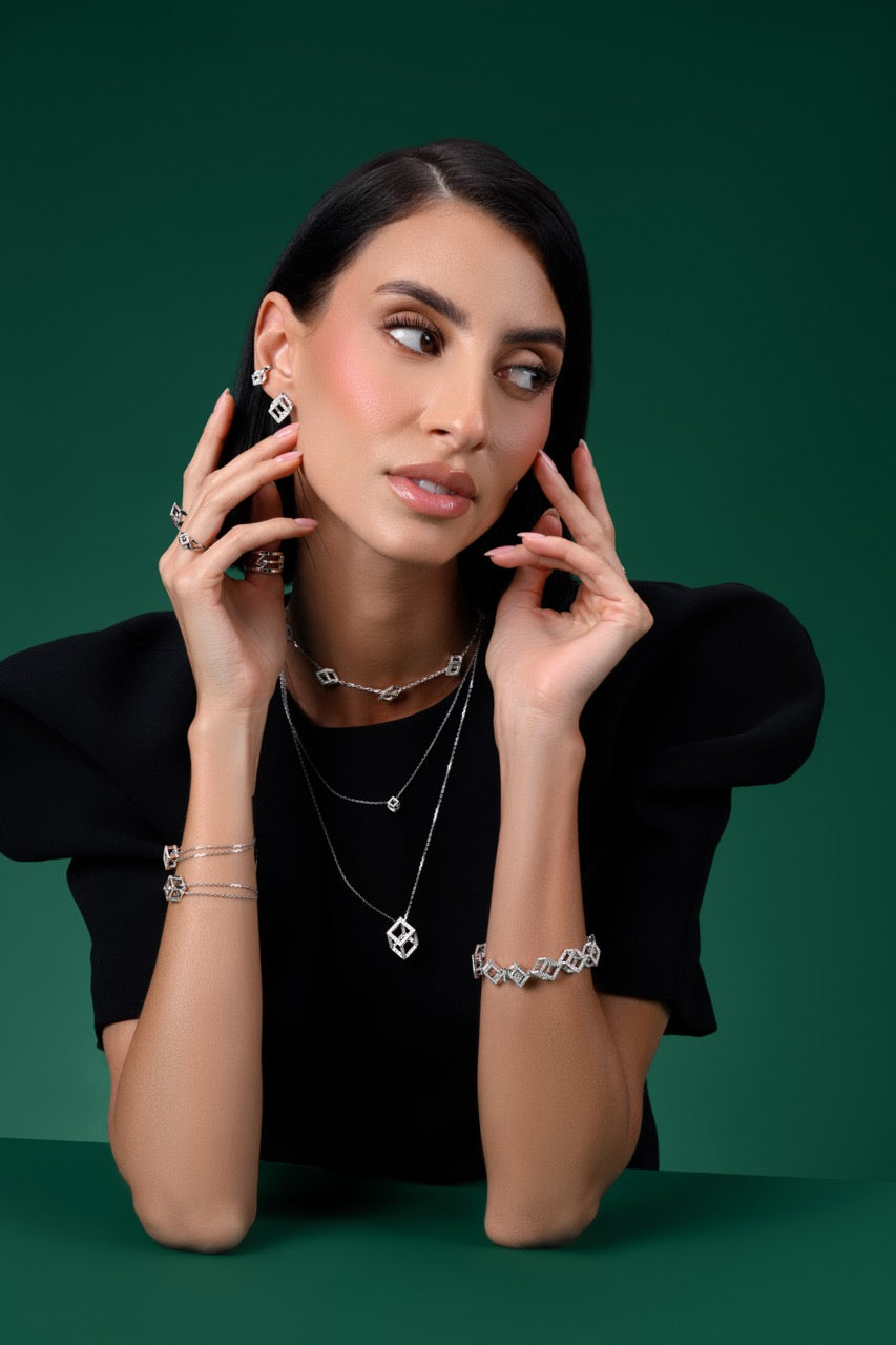 Cube Mirage Icon Pendant Necklace - Pavée