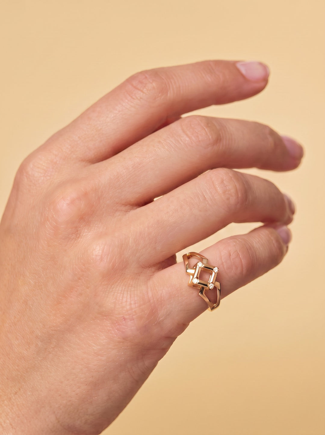 Cube Mirage Icon Baby Ring - Accent